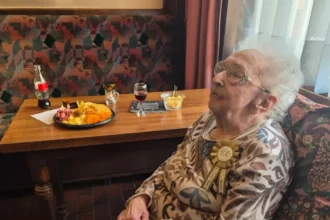 100 year old Georgette reopens Café Rembrandt in  Zoutleeuw