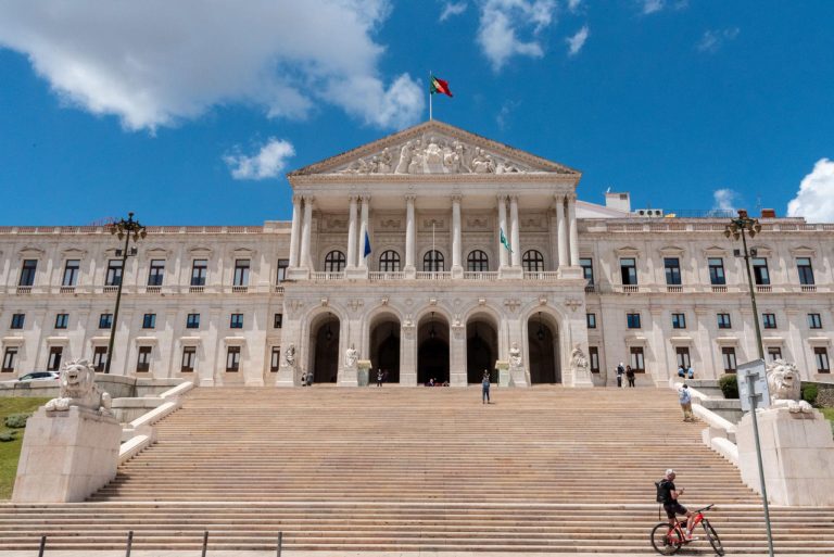 Portugal Parliament Rejects Labour Reform, Deepening Political Challenge in 2026