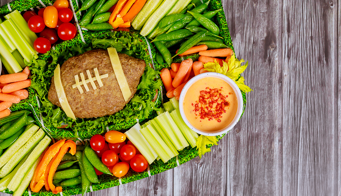 Super Bowl salad trend with shareable salad bowls