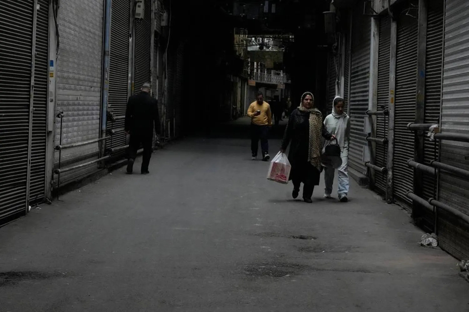 empty streets during Iran internet shutdown crisis