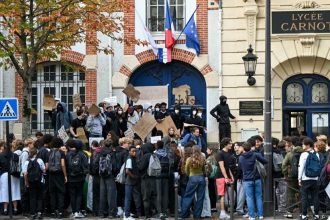 France school riots during student protests over education conditions