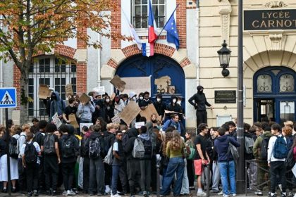 France school riots during student protests over education conditions