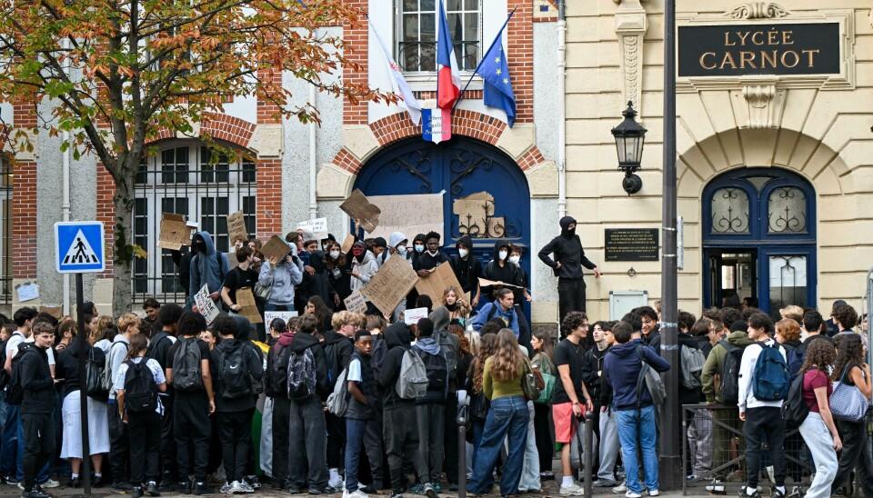 France school riots during student protests over education conditions