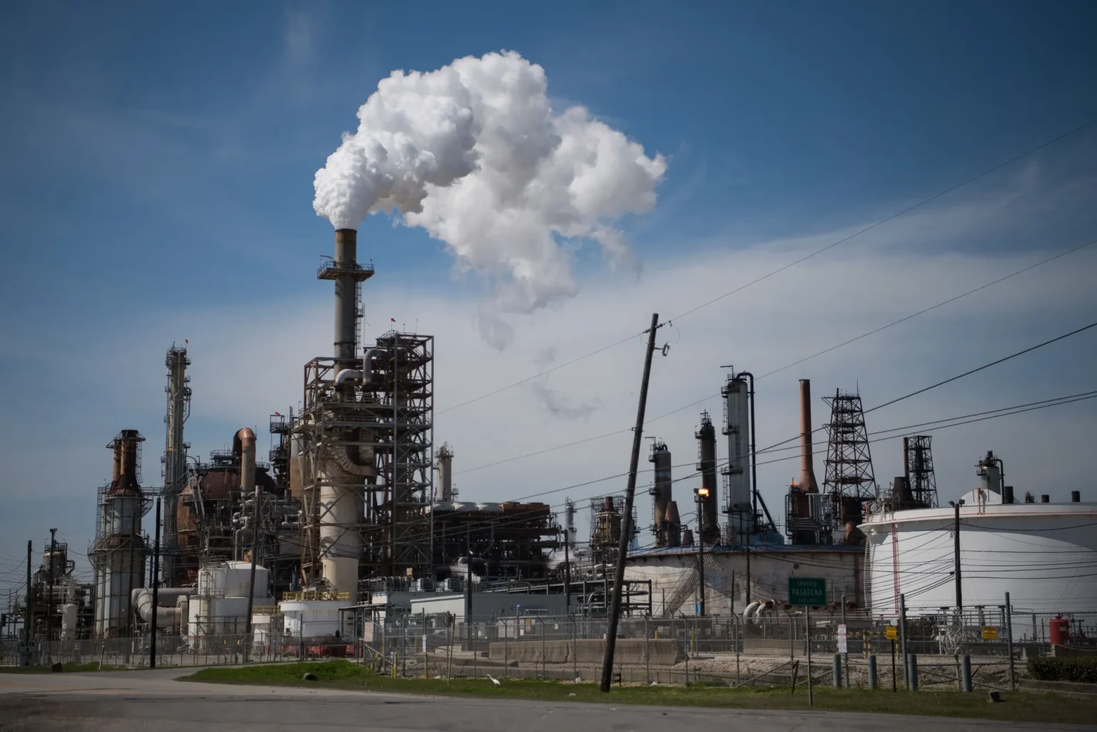 US energy market volatility impact on diesel storage infrastructure USA