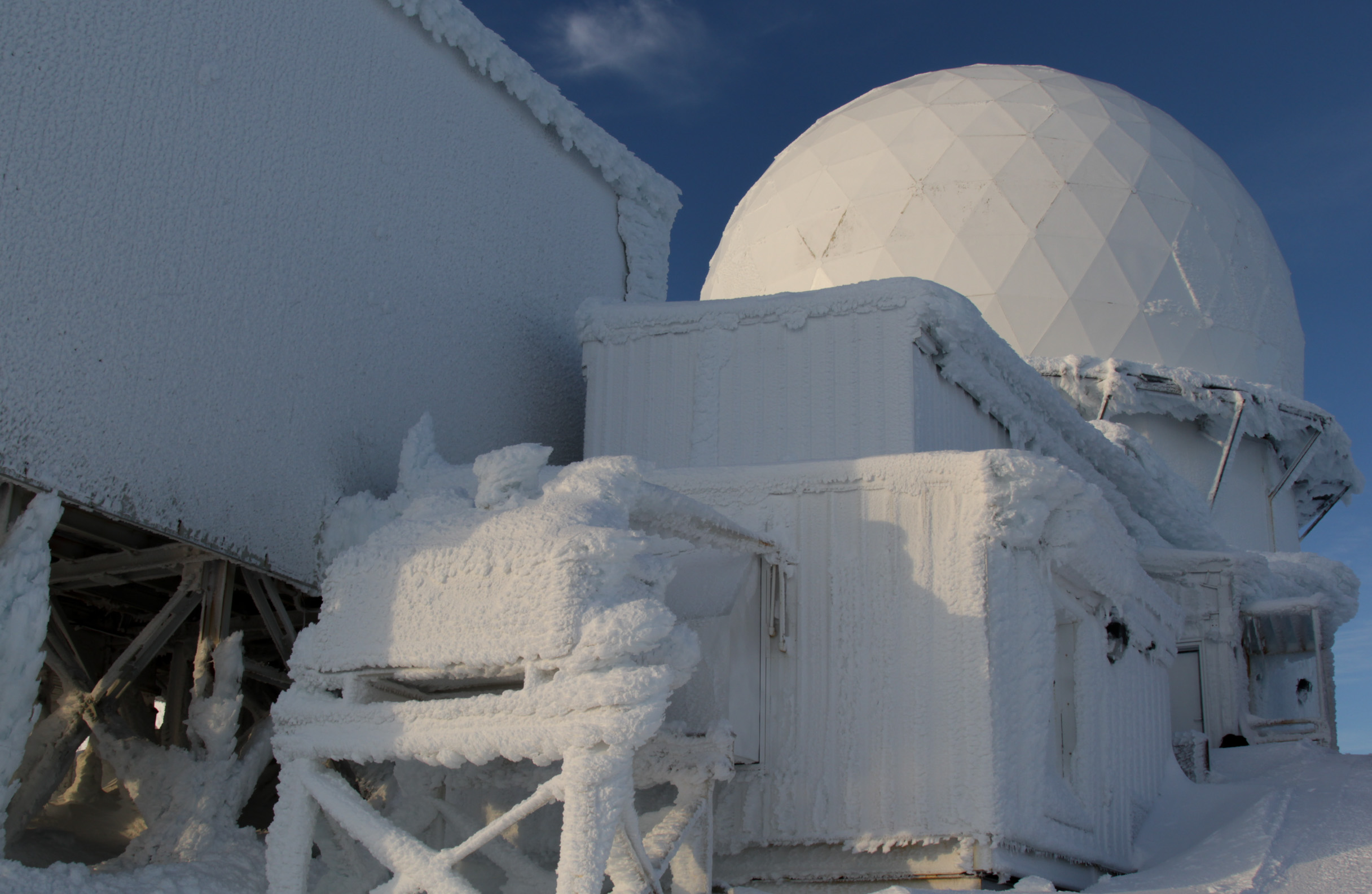 Trump Greenland threat linked to Arctic surveillance and radar systems