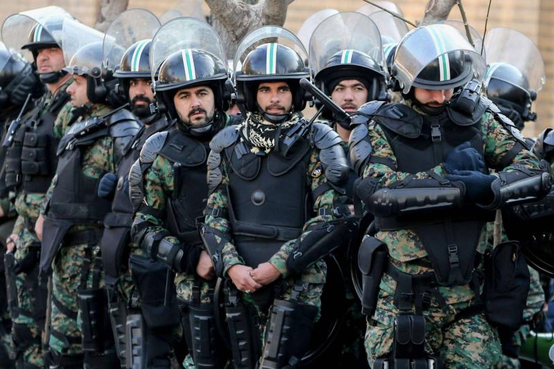 Security forces deployed amid Iran political unrest