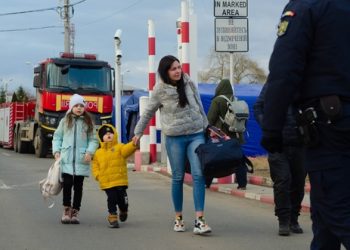 Siret,Border,,Romania,-,February,26,,2022:,Ukrainian,Refugees,Stock
