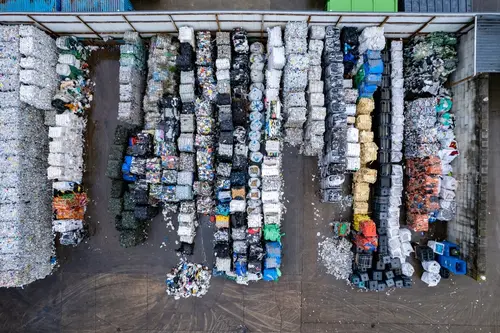 Sorted,Plastic,Waste,Ready,For,Shipping,And,Recycling