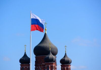 Nigeriens waving Russian Flags