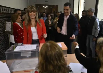 Spain’s conservative opposition heading for emphatic win in regional polls