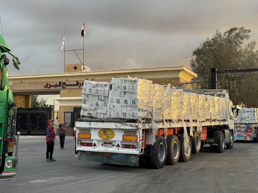 Azerbaijan sends aid to Iran delivering medicines and medical equipment