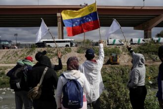 Venezuela crisis abroad forces migrants to rebuild lives overseas