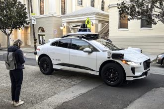 Uber robotaxi expansion autonomous vehicle operating in San Francisco 2026
