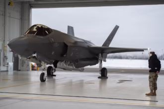 Military assets in the Arctic shown through major Arctic Circle bases