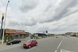 3 injured in head-on crash on Heidebaan in Sint-Niklaas