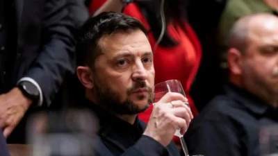 Volodymyr Zelensky calls for 25 US patriot missiles to defend Ukraine