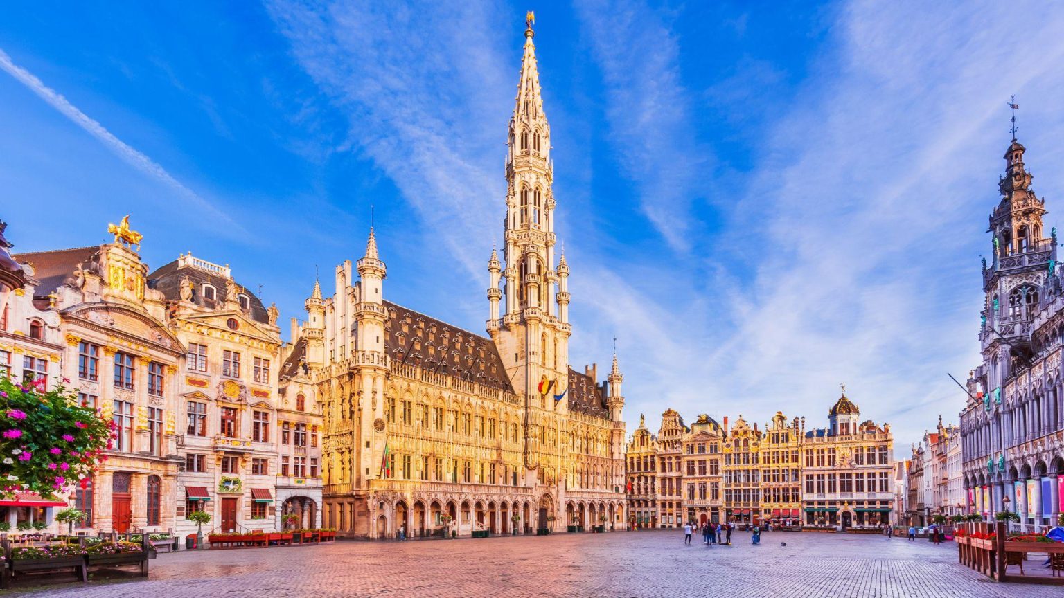 Brussels Grand-Place revamp site surrounded by historic architecture