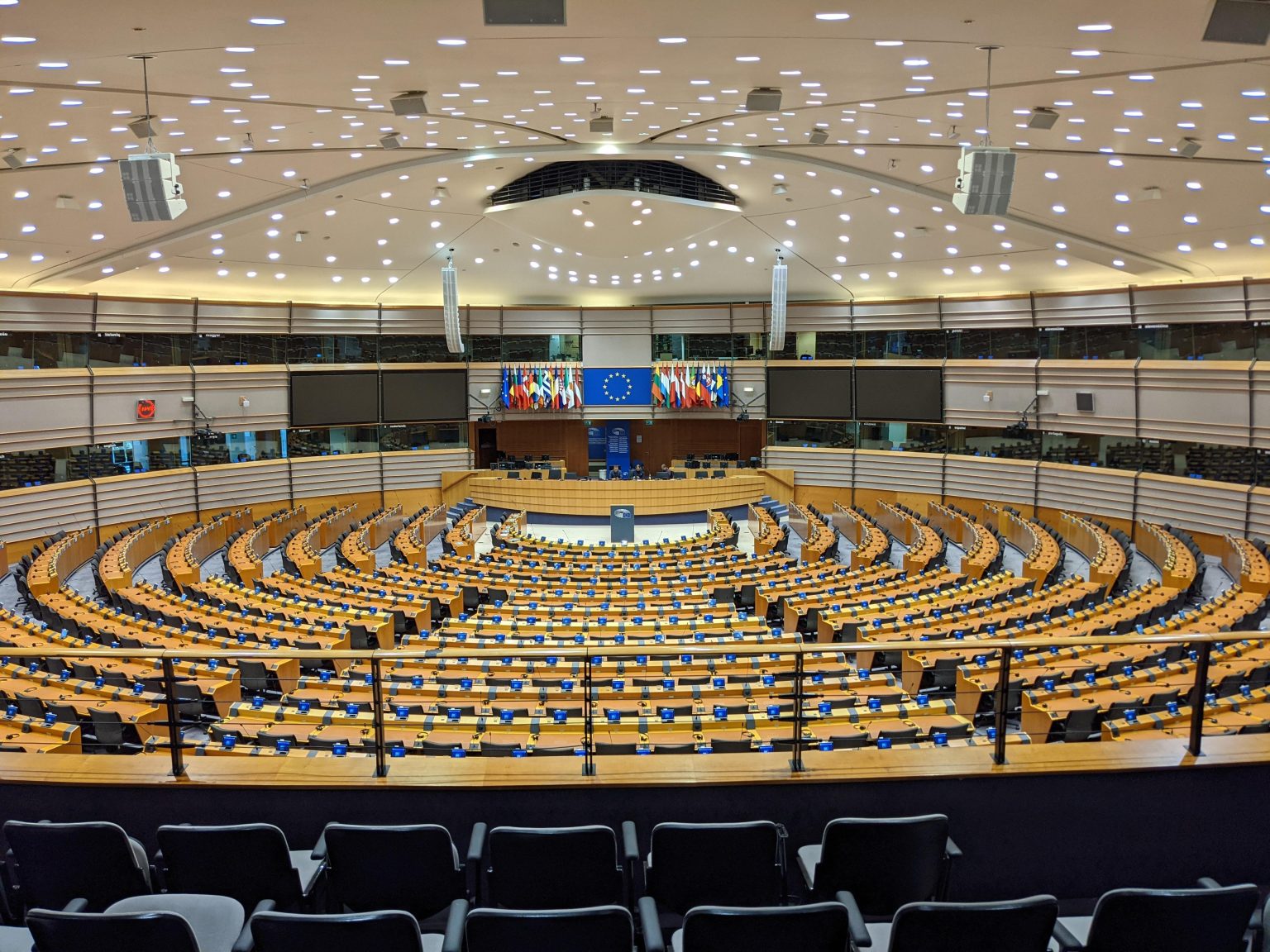 European Parliament chamber in Brussels where Renew Europe MEPs oppose Trump's Ukraine leadership comments.