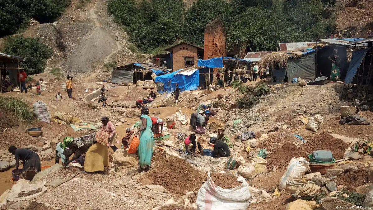 Congo mining accident debris after mine collapse