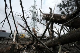 Ukraine power grid attack damages electricity infrastructure in Kyiv 2026