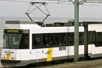 6 in 10 young people in Middelkerke apply for a free De Lijn pass