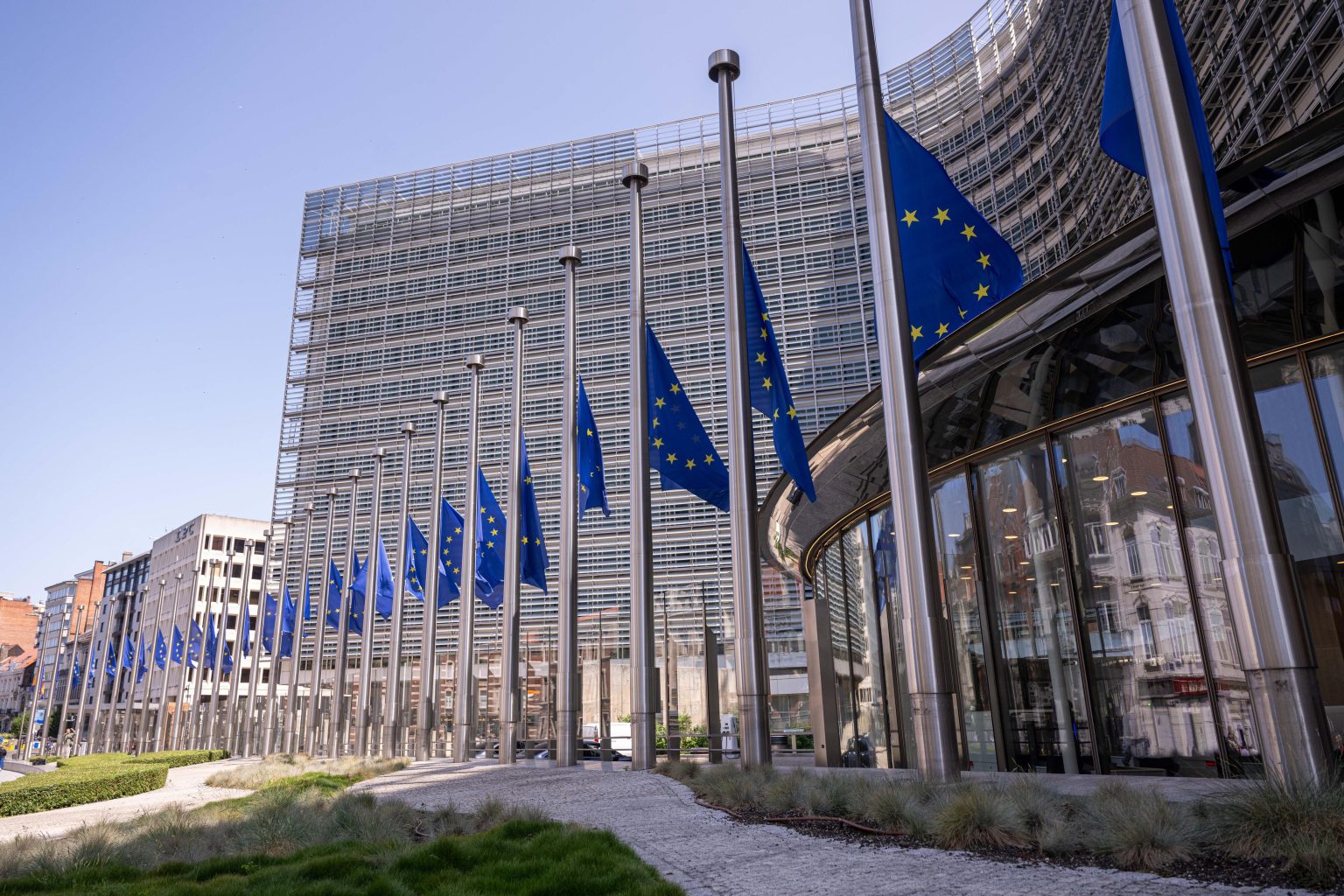 Tech regulation Europe as the European Commission headquarters in Brussels leads the Meta investigation in 2026