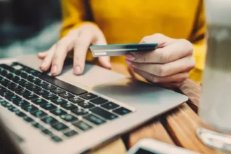 72-year-old woman loses over €10,000 to fraudsters in Sint-Truiden