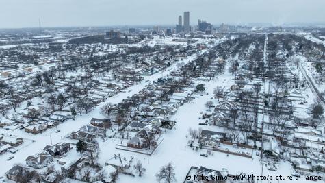 Power outages storm USA after severe winter weather in 2026