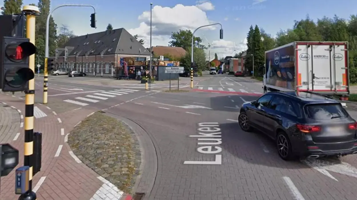 83-year-old Woman dies in accident at Lommel traffic lights
