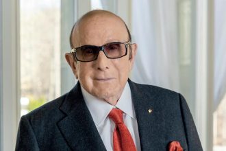 Clive Davis obituary following the legendary music executive's death at age 94 in 2026