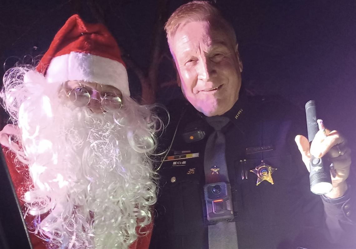 Santa speeding Ohio captured during a Christmas season traffic stop