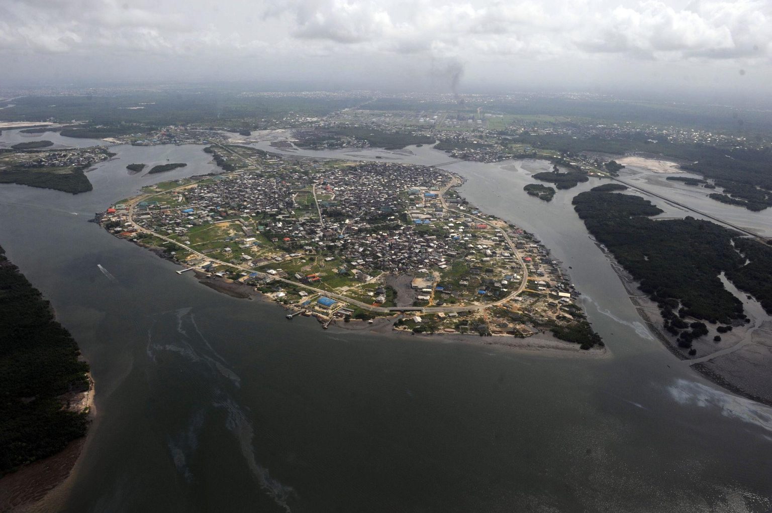 Nigeria pipeline deaths in the Niger Delta region