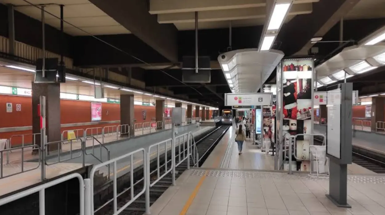 A person found dead in the shutters at Brussels metro station
