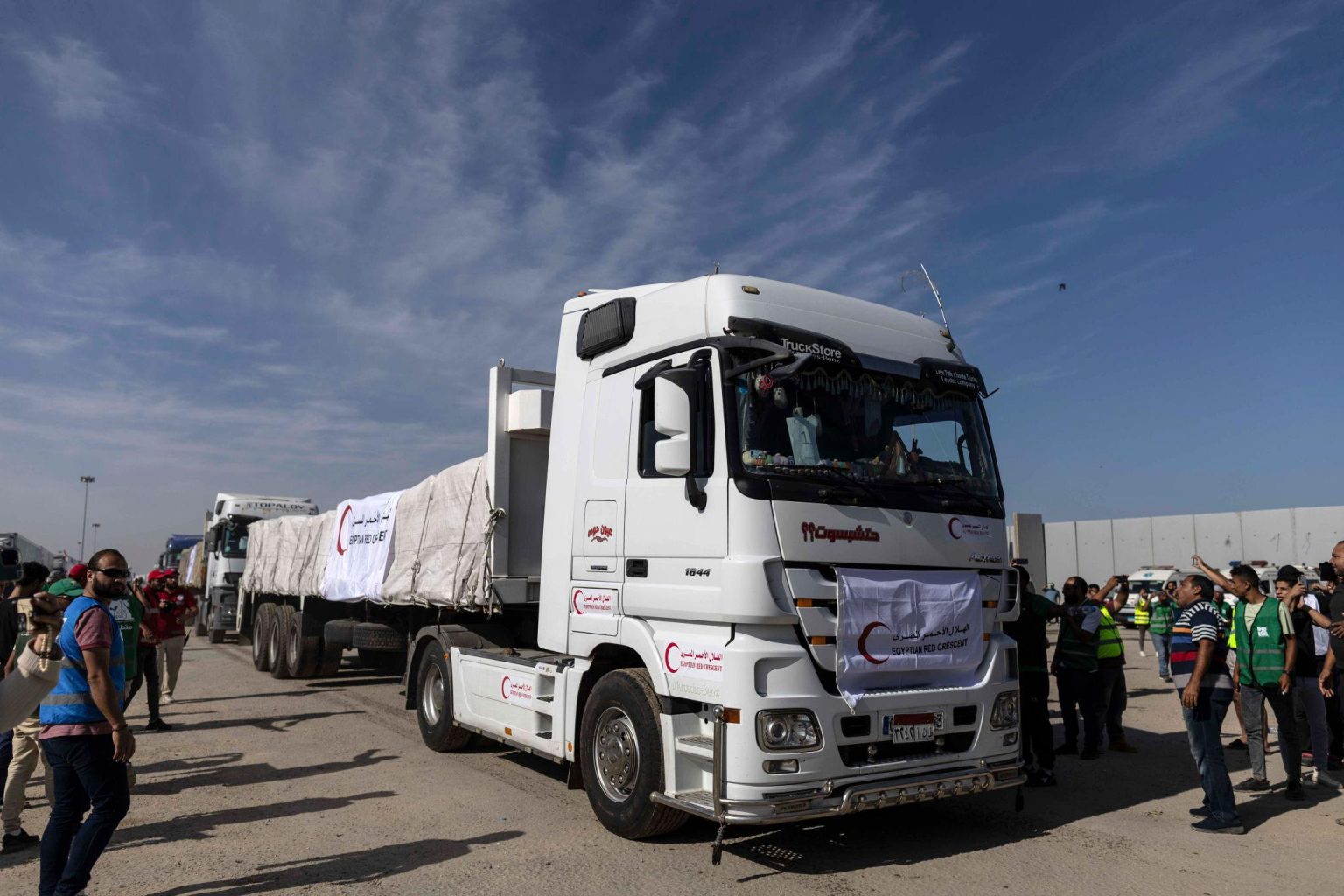 Azerbaijan sends aid to Iran with trucks carrying humanitarian food supplies