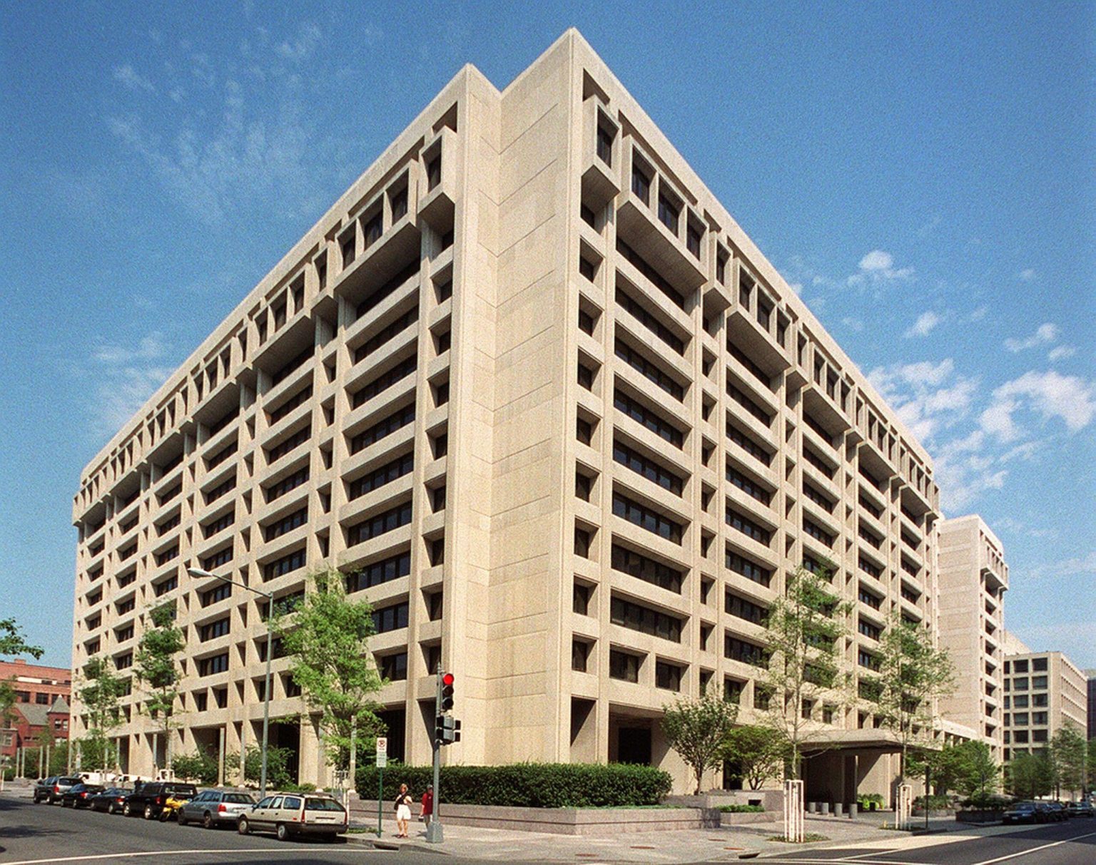 US GDP growth highlighted as the IMF headquarters issues its latest economic assessment in 2026