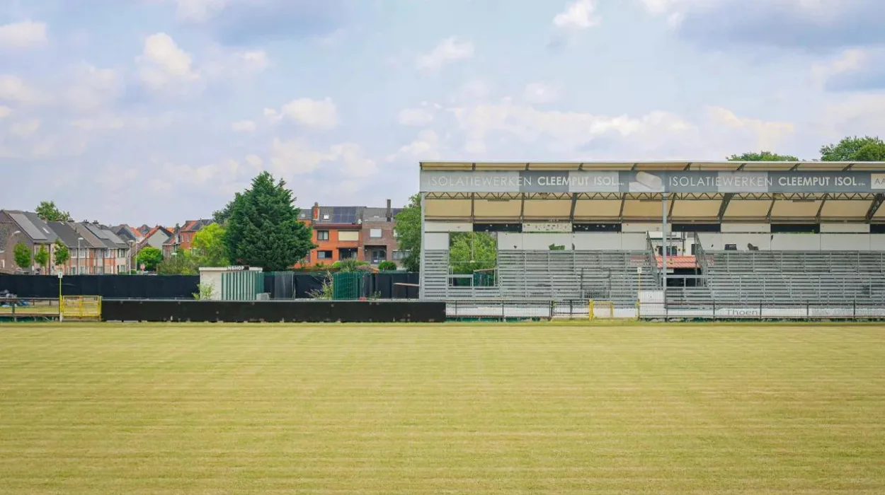 Aalst fans move to main stand for enhanced experience