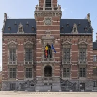 Activists temporarily stop eviction of 70 migrants in Anderlecht