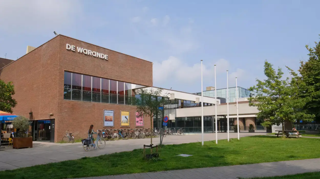 Adam's community project at Warande in Turnhout 15 young people unite for fun