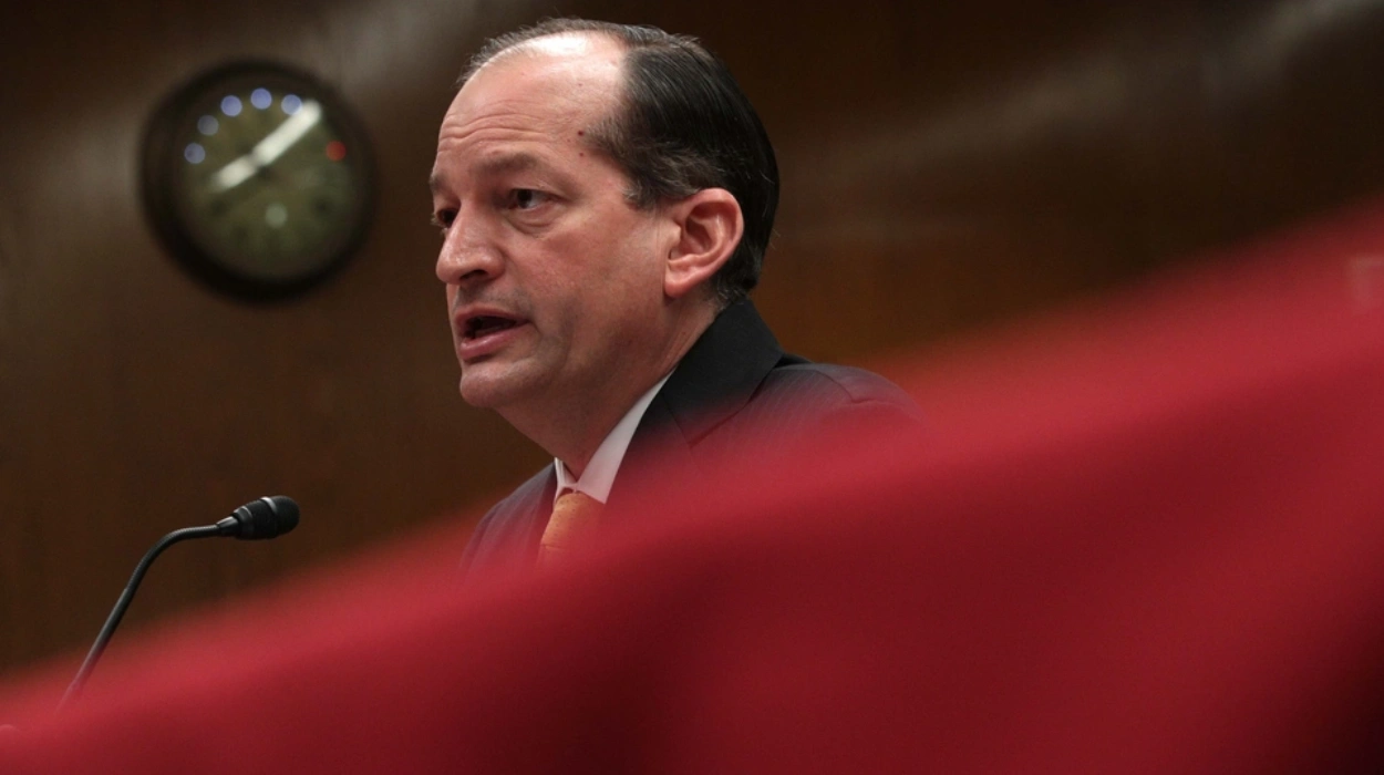 Alex Acosta cleared Trump of wrongdoing in the Epstein case, GOP says