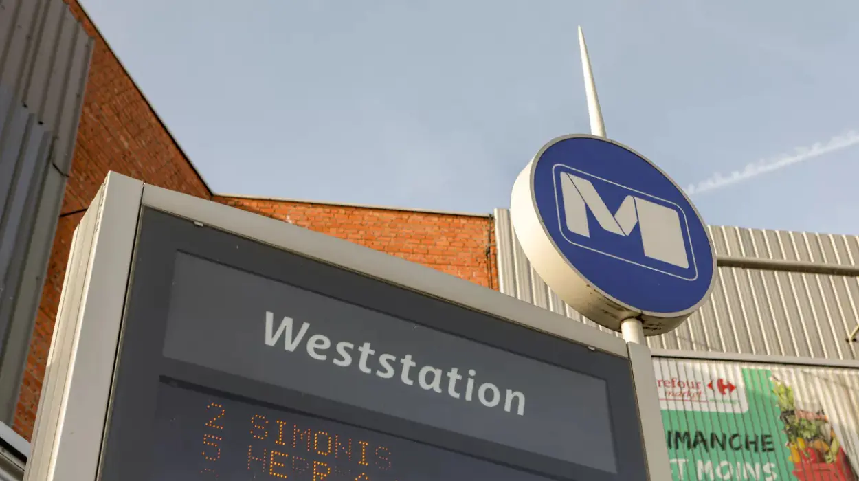 Anderlecht Metro Line 5 No evening service