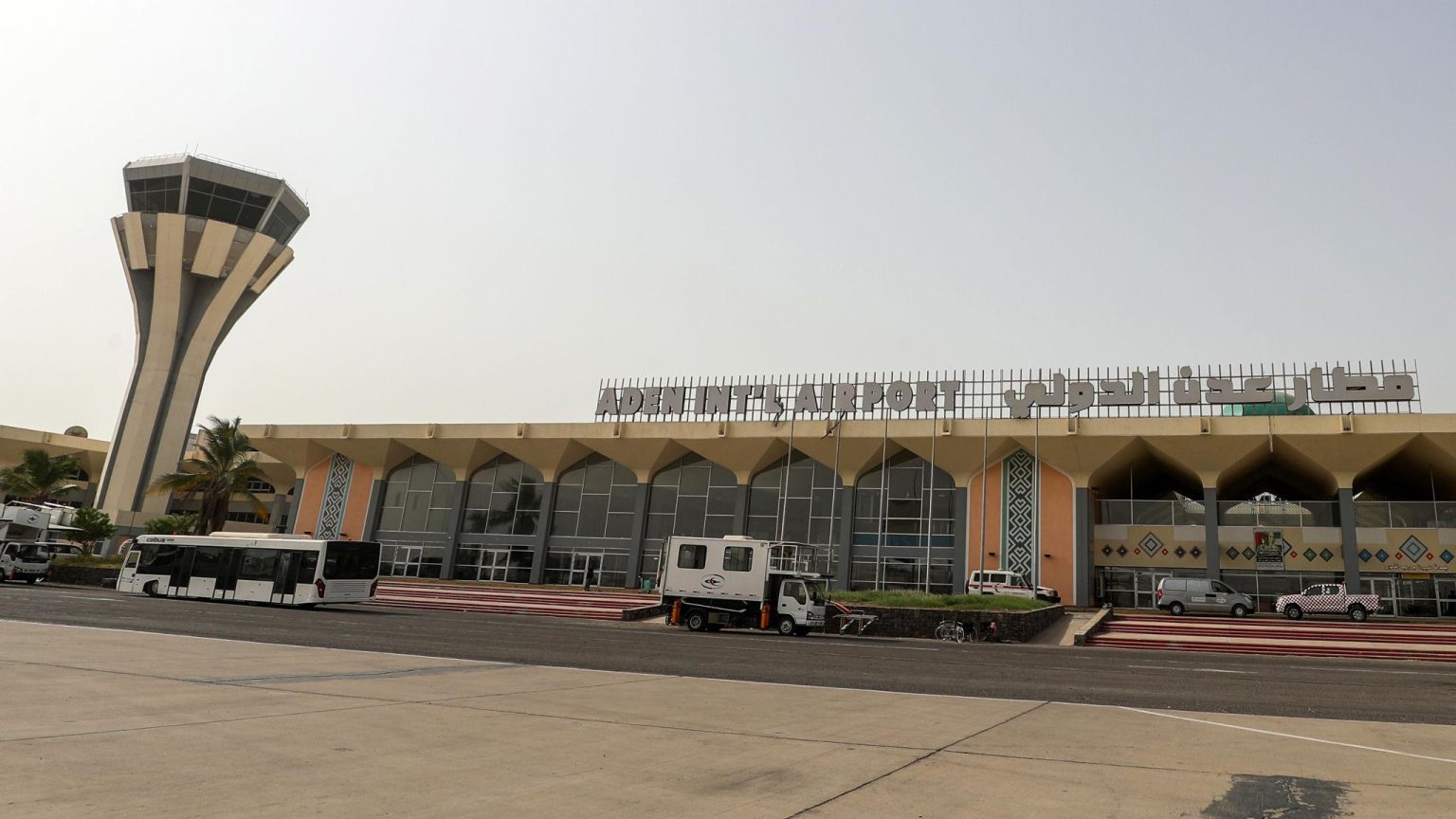Aden airport attack amid escalating Yemen conflict