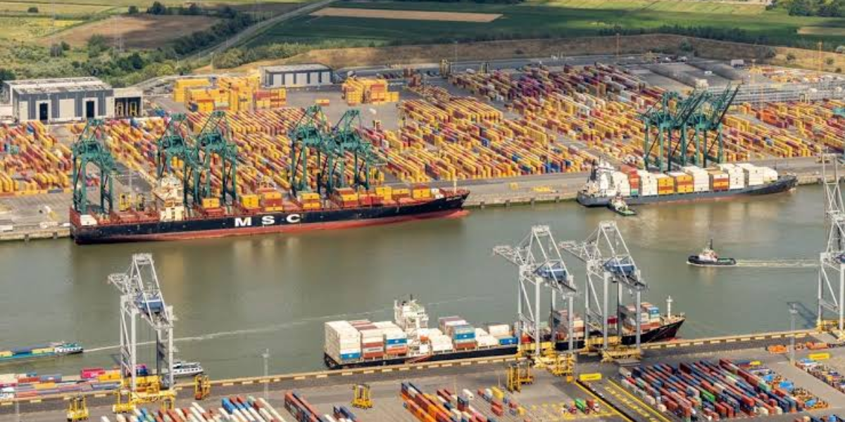 Antwerp-Bruges Bunker Sales Rise 5.5% as Very Low Sulphur Fuel Oil Jumps