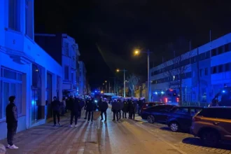 Antwerp New Year chaos with arrests and fireworks attacks on cars