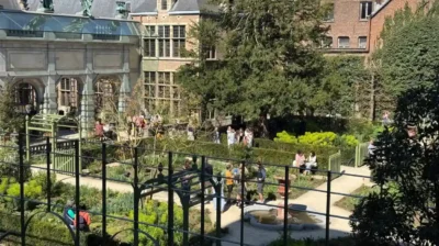 Antwerp Rubens house hosts Tulip festival with 1000 plants