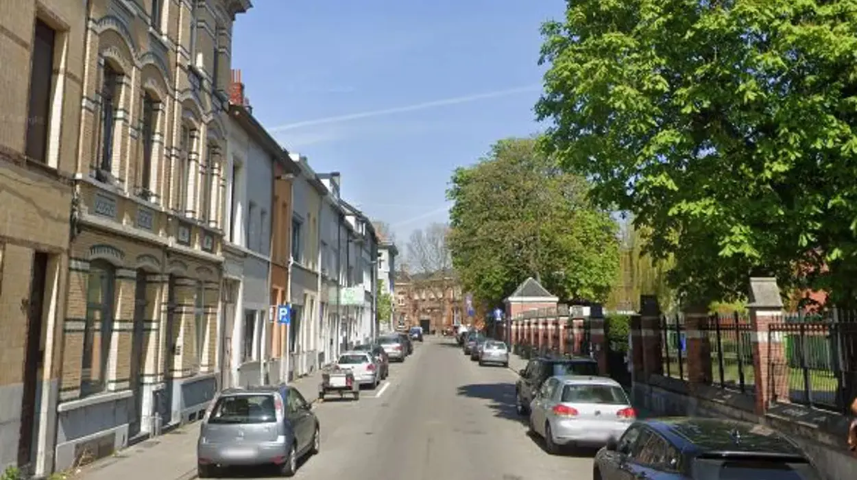 Antwerp, Seefhoek 4 hospitalised after fire incident