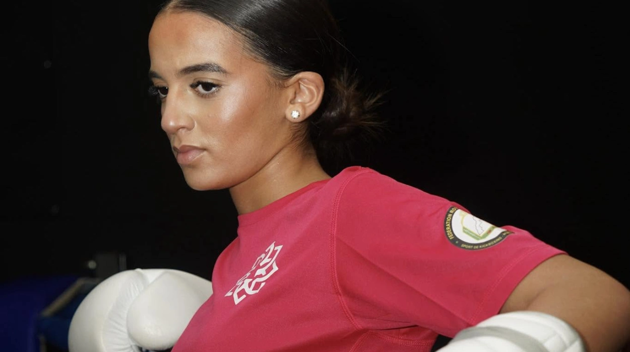 Antwerp Teen Ambar Tesoudali Headlines WFL War for the Crown in Lotto Arena