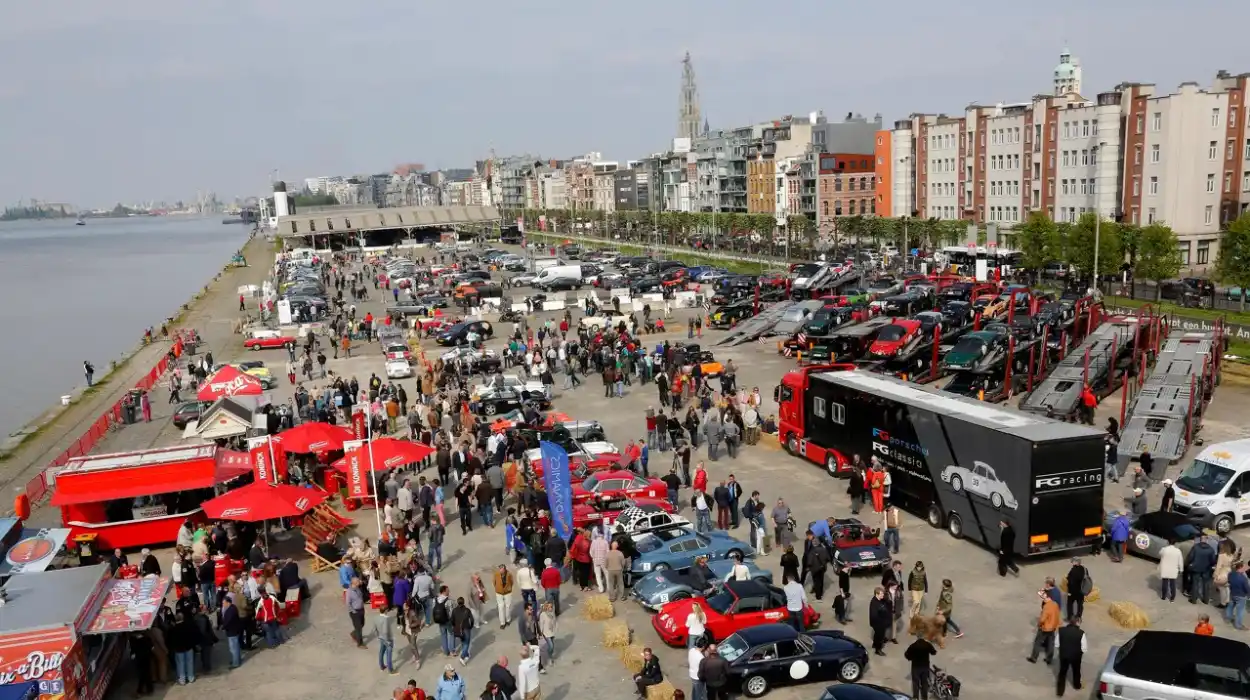Antwerp classic car event returns to Cockerillkaai May 2025