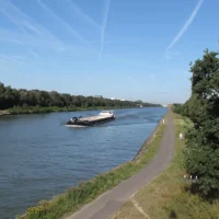 Antwerp conducts a fire drill for water transport on the Albert Canal