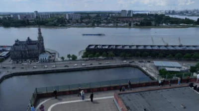 Antwerp expands free 30 swim days at Bonapartedok near MAS