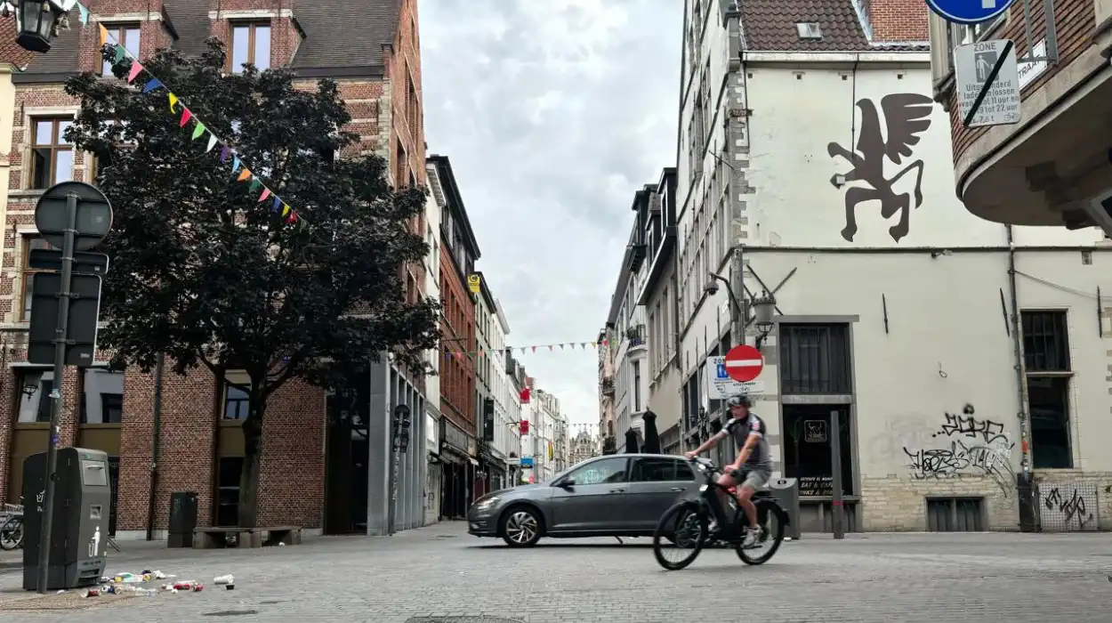 Antwerp intersection redevelopment aims to improve pedestrian safety